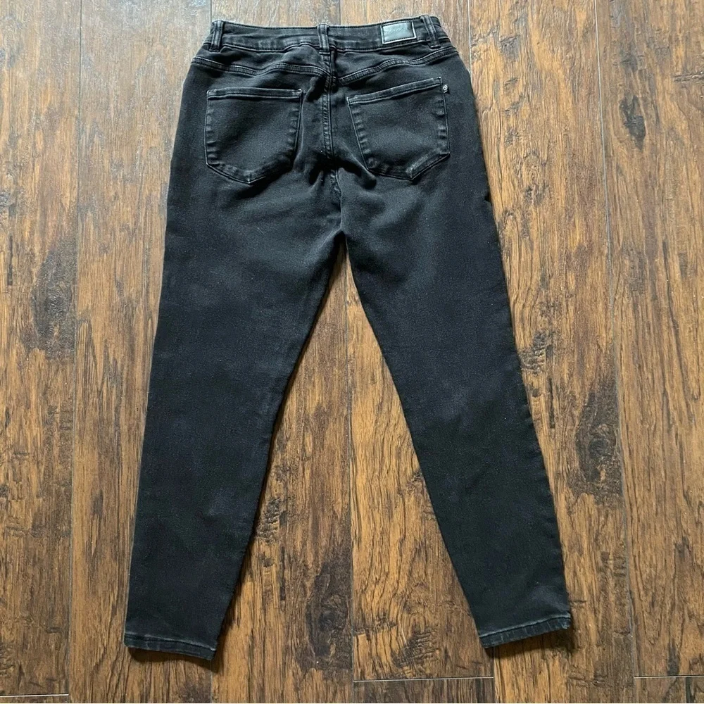 Tahari Black Women Jeans